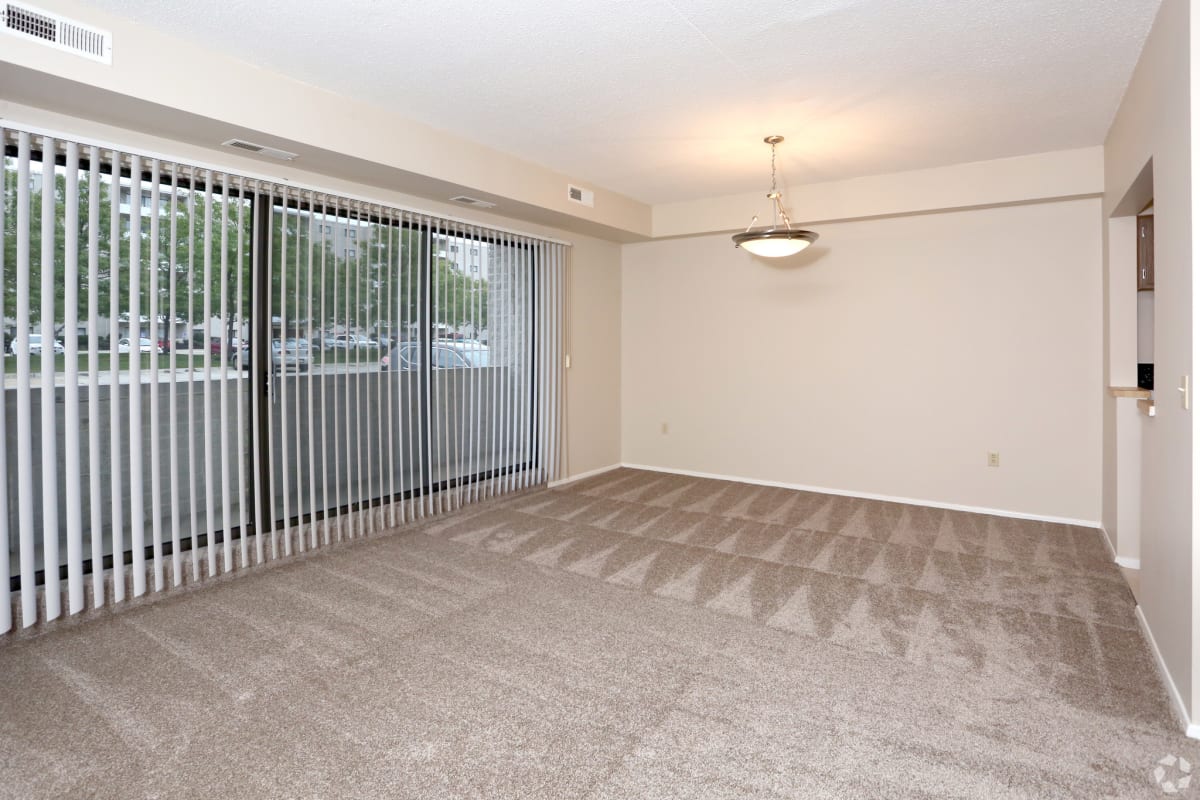 Apartments for Rent in Parma Heights, Ohio Ridgewood Park